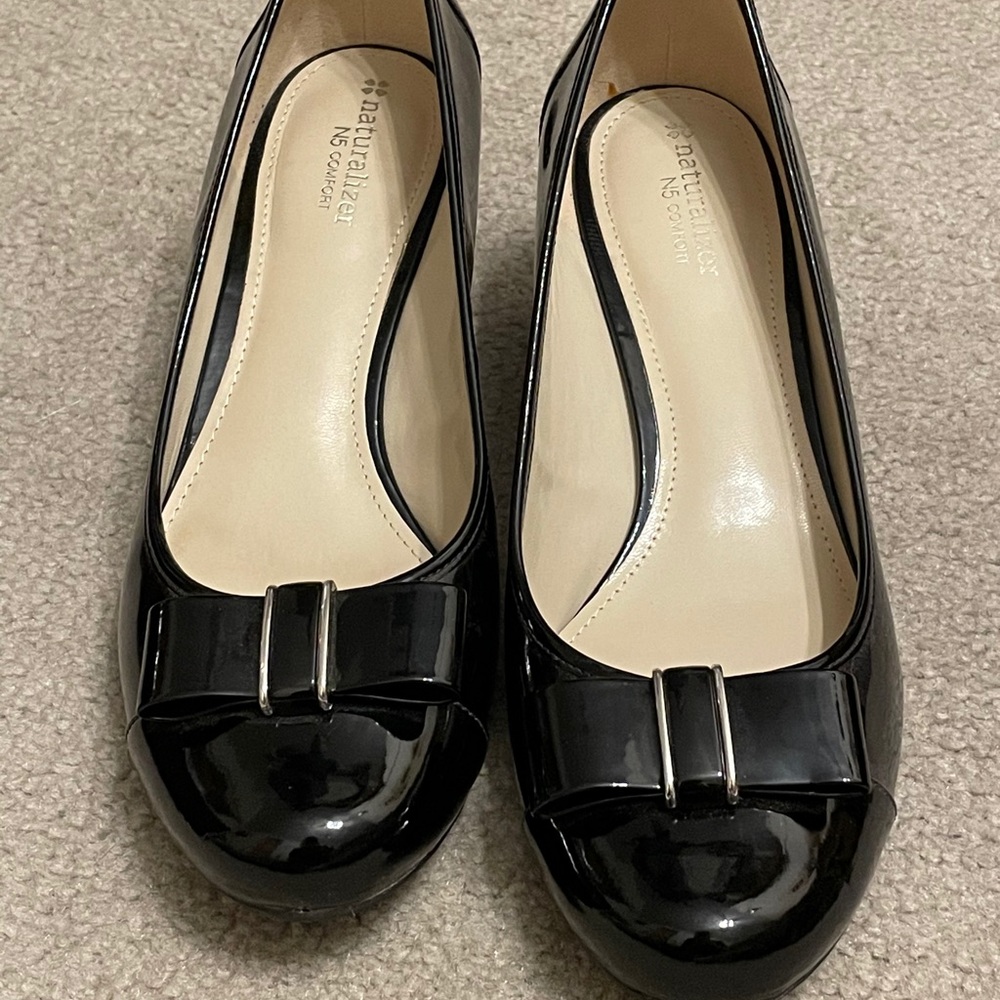 Naturalizer Black Kitten Heel with Bow